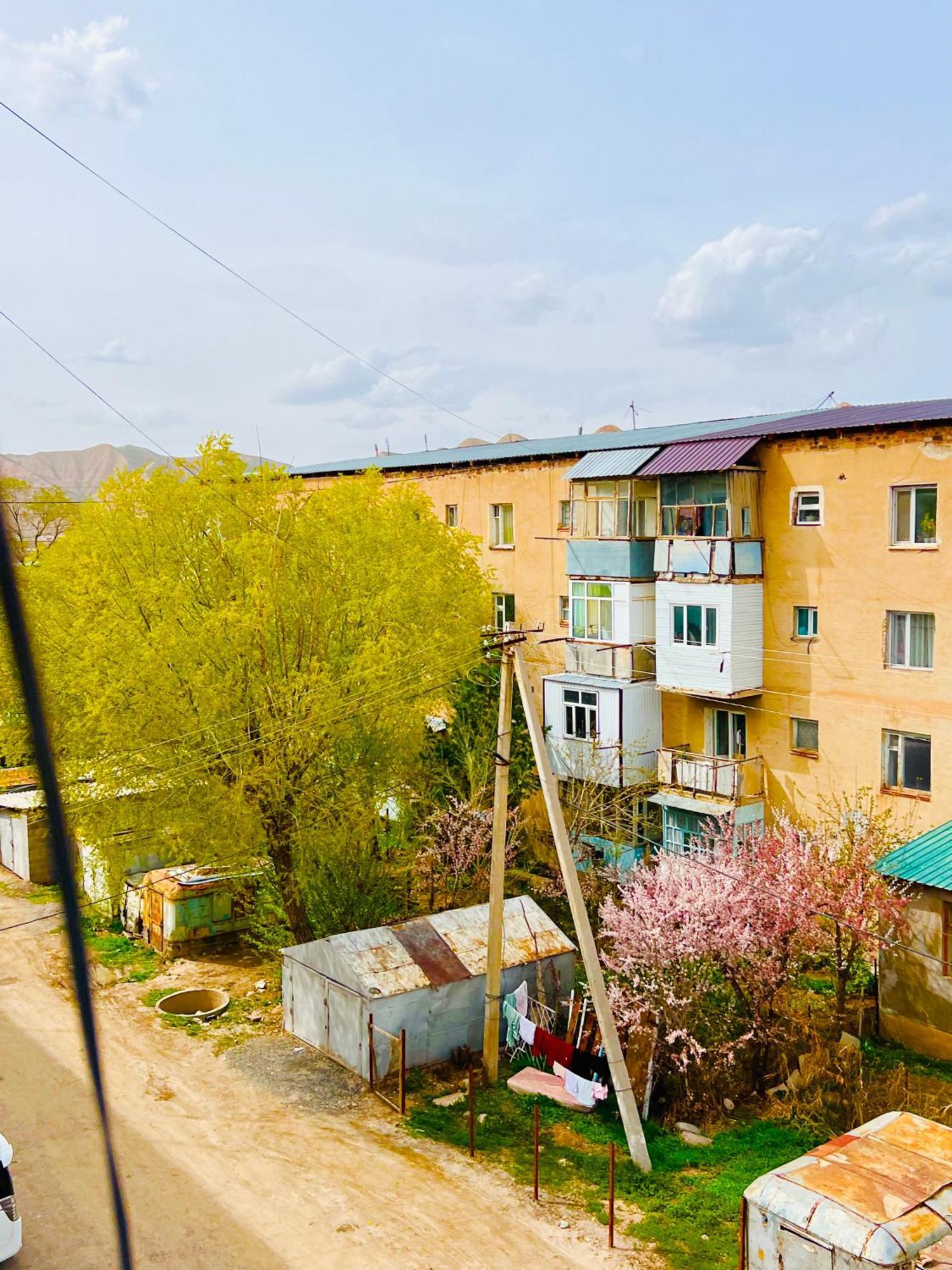 Tumar Guest House Naryn Exterior foto